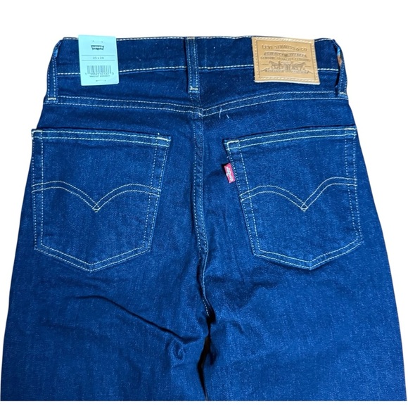 NWT Levi’s Strauss 724 High Rise Straight Jeans Dark Wash Size 25x28 - Picture 9 of 12